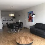 Appartement Hellingweg met balkon